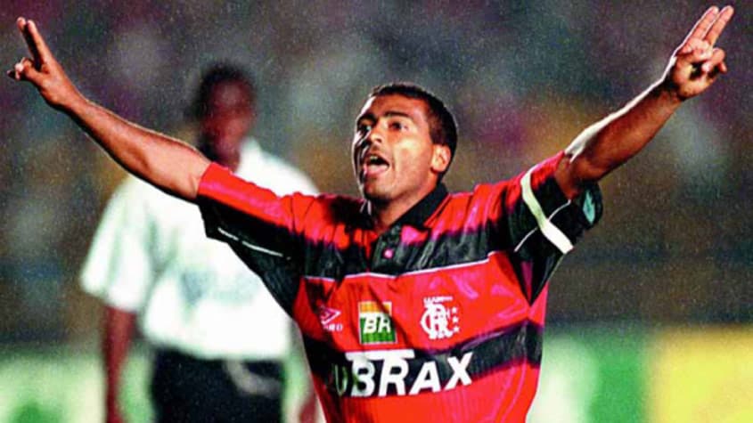 Romário com a camisa do Flamengo