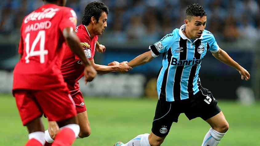 Alex Telles