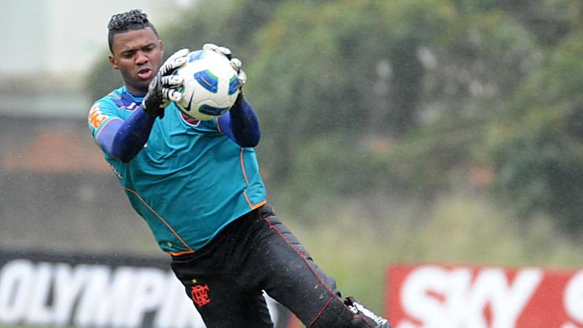Goleiro Felipe