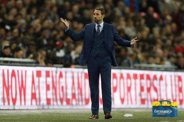 Southgate - Inglaterra x Eslovênia