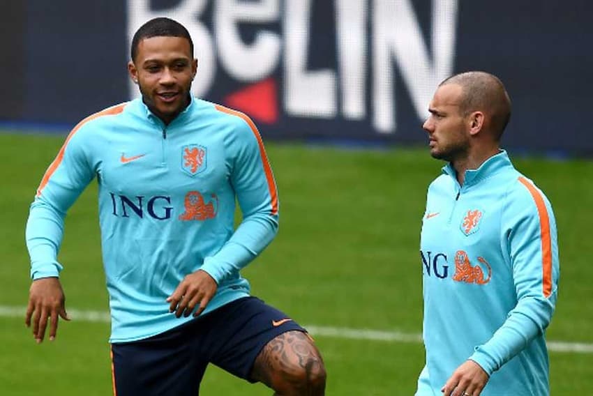 Aos 23 anos, o atacante Memphis Depay terá outras oportunidades de ver a sua Holanda na Copa do Mundo