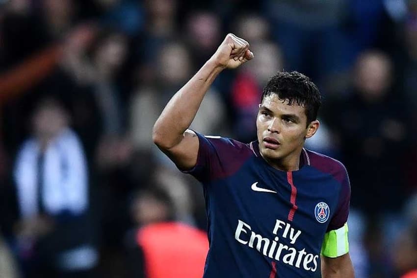 THIAGO SILVA (PSG): Com tantos brasileiros no elenco, Thiago Silva foi o único na vitória por 5 a 0 sobre o Metz. O zagueiro não fez feio, teve atuação segura na zaga, com pleno domínio da defesa e ainda fez o gol que fechou a goleada.