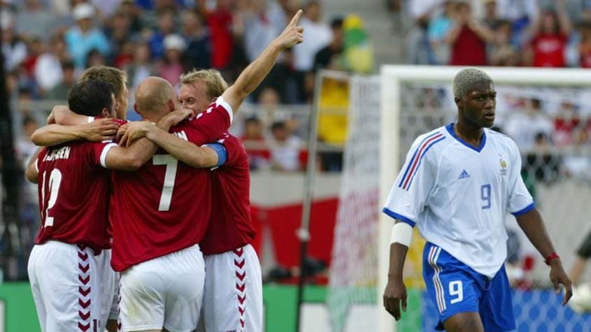 Dinamarca 2 x 0 França - 11/6/2002