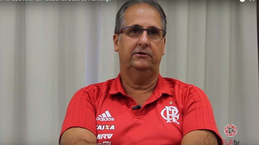 Carlos Noval, diretor da base do Flamengo