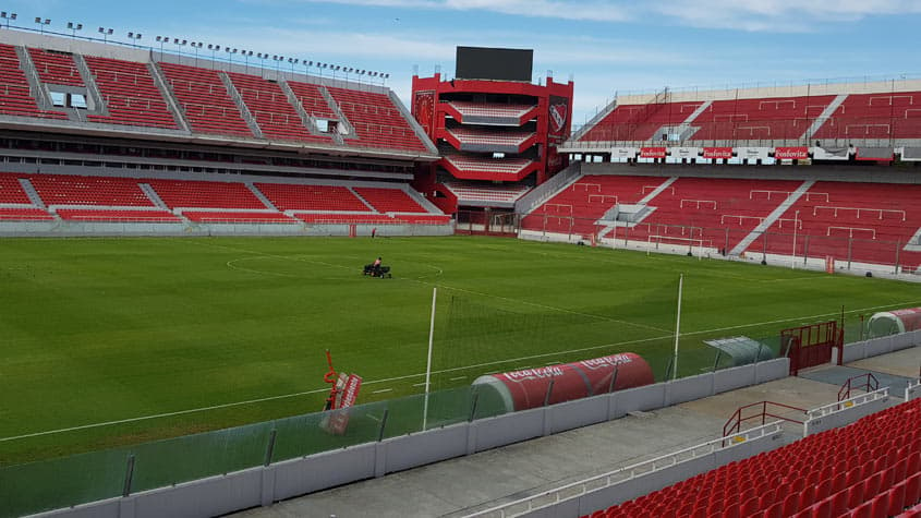 Estádio Libertadores de América receberá duelo na quarta. Veja as fotos na galeria!