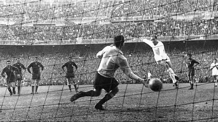 1956-57 - Real Madrid 2 x 0 AC Fiorentina