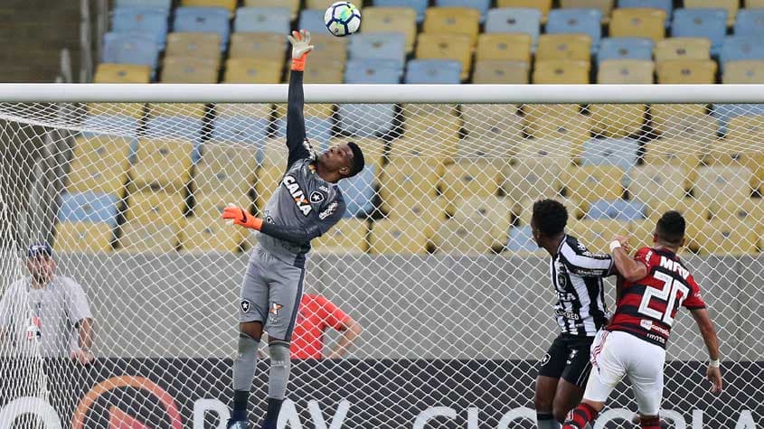 Saulo contra o Flamengo