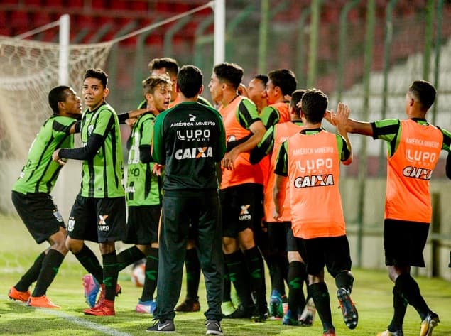 América-MG comemora vitória sobre o Internacional na segunda rodada do Brasileirão de Aspirantes