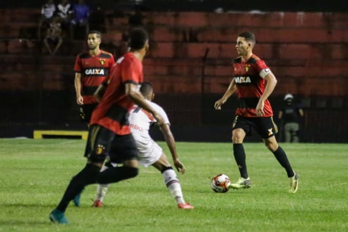 Time Sub-23 do Sport durante disputa do Brasileirão de Aspirantes 2018