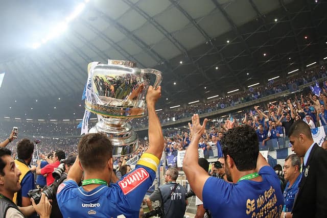 Mineirão: Cruzeiro 0 (5) x (3) 0 Flamengo - final da Copa do Brasil