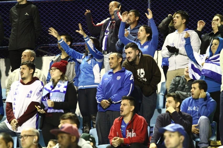 Torcida do Avaí na Ressacada