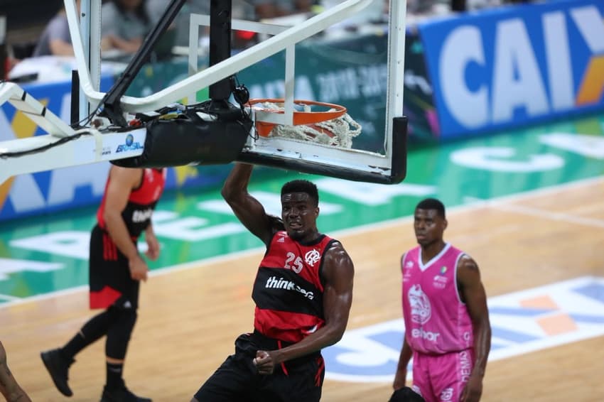 Flamengo x Mogi - NBB