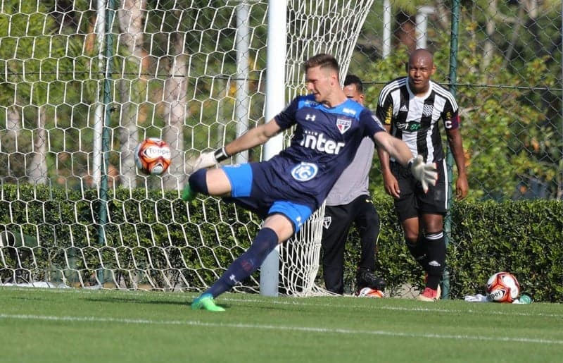 Lucas Perri em ação pelo Brasileirão de Aspirantes