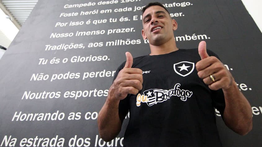 Coletiva Botafogo - Diego Souza