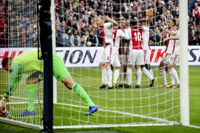 Um dos maiores clássicos da Holanda, confira as estatísticas do confronto entre Ajax e PSV (Foto: AFP)