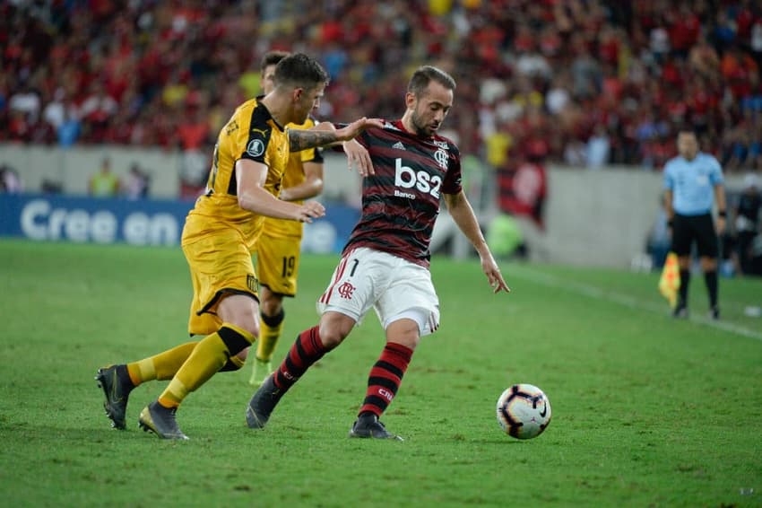 Flamengo x Peñarol Everton Ribeiro