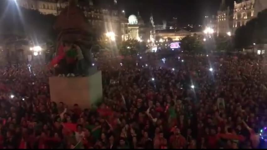 Torcida comemora título de Portugal na Liga das Nações
