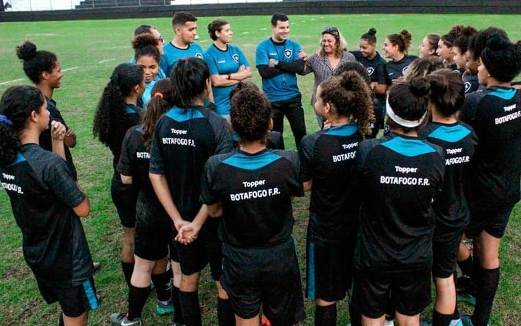 Treino Botafogo - Time Feminino