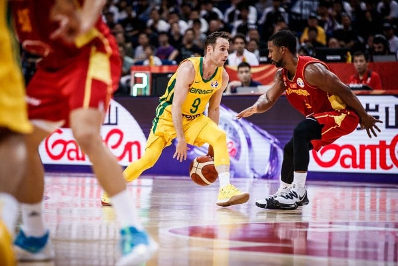 Marcelinho Huertas, cestinha na vitória sobre Montenegro, que confirmou a campanha 100% do Brasil na Copa do Mundo de basquete (Crédito: Fiba)