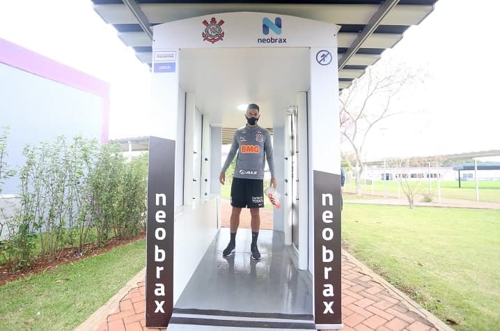 Túnel de Desinfecção - CT Corinthians