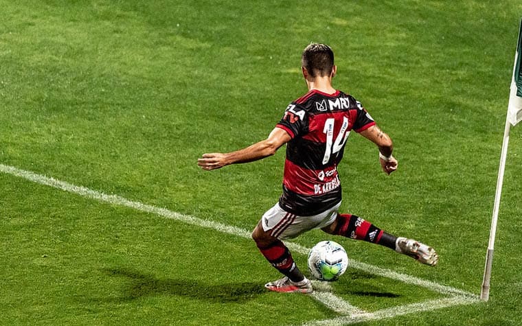 Coritiba x Flamengo - Arrascaeta