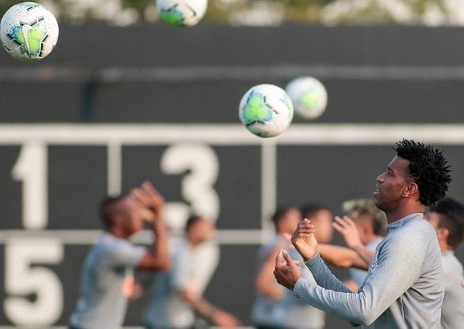 Gil - Treino Corinthians