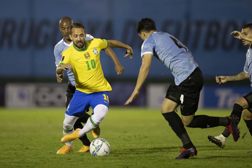 Uruguai x Brasil - Everton Ribeiro