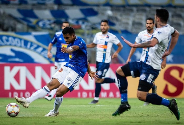 Cruzeiro x Confiança