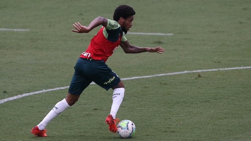 Luiz Adriano treino Palmeiras