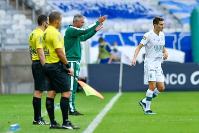 Lisca se tornou o personagem central do clássico entre Cruzeiro e América-MG