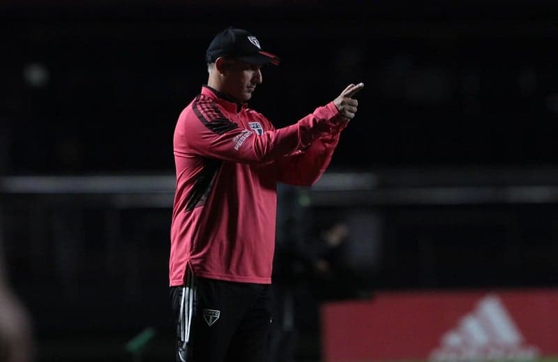 Juan Branda em coletiva após São Paulo x Red Bull Bragantino