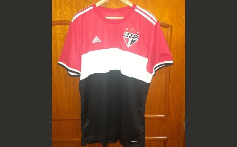 Suposta nova terceira camisa do São Paulo