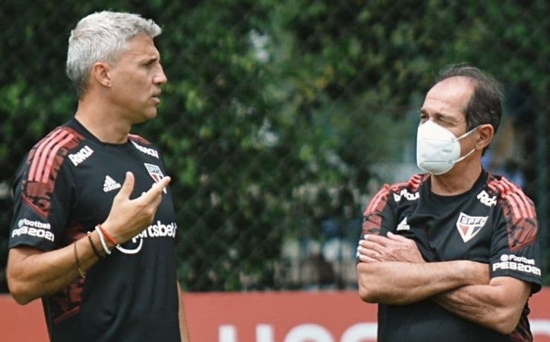 Crespo e Muricy tiveram conversa durante treino do São Paulo -Carpini