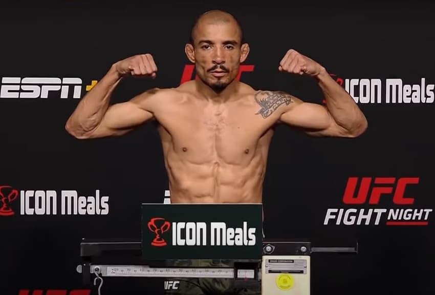 José Aldo bateu o peso e confirmou a luta principal do UFC Vegas 44 (Foto: Reprodução/YouTube)