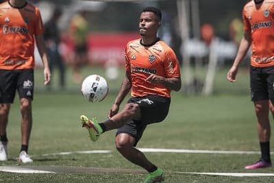 Allan quer vencer seu segundo clássico pelo Galo. Em 2020, saiu com o triunfo, mas perdeu para a Raposa no ano passado