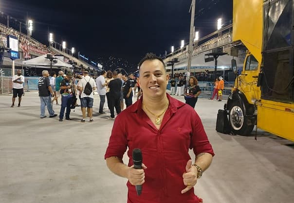 Thiago Brito, intérprete da Bangu