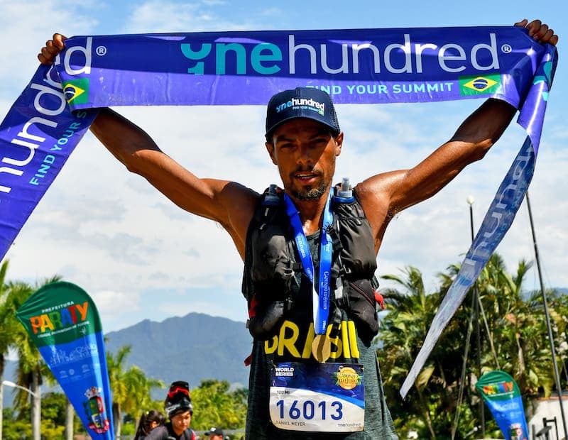 Daniel Meyer, campeão das 100 milhas da One Hundred® Rio Caminho do Ouro. (Foto de Sérgio Gomes/Divulgação)