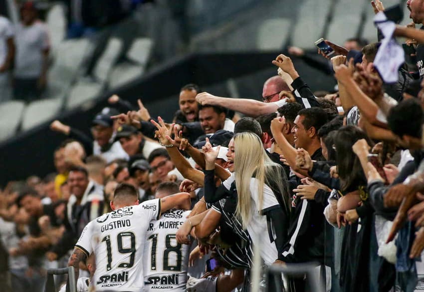 Corinthians x Portuguesa-RJ - Copa do Brasil - Comemoração Gol Júnior Moraes