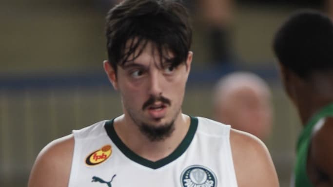 Mauricio - jogador de basquete Palmeiras