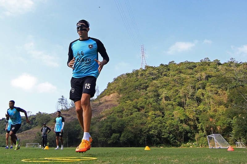 Víctor Cuesta - Botafogo