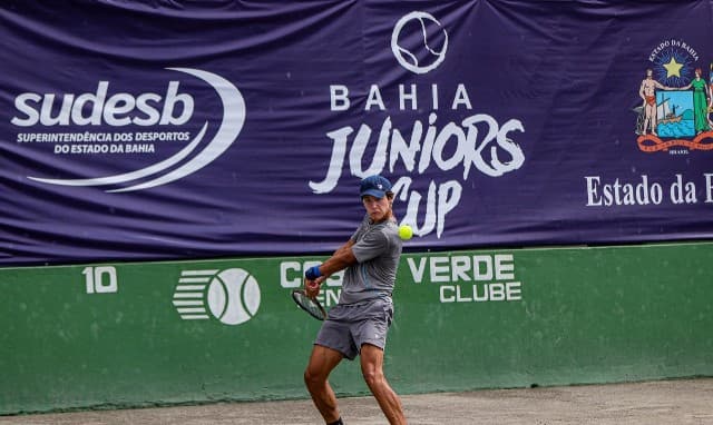 Victor Rocha nas quartas dos 16 anos em Salvador