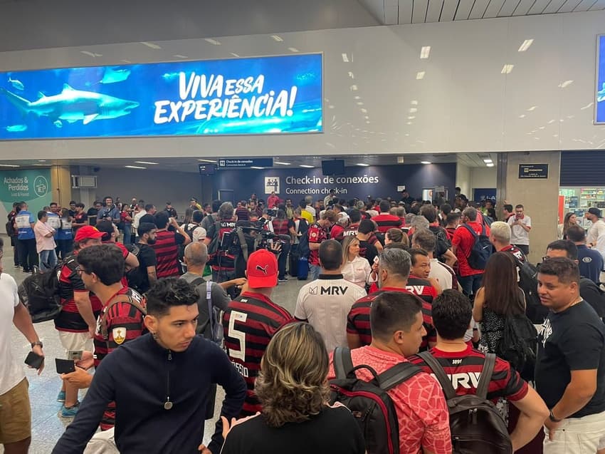 Torcedores Flamengo Aeroporto Libertadores