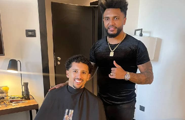 jogadores da Seleção que estão cortando o cabelo