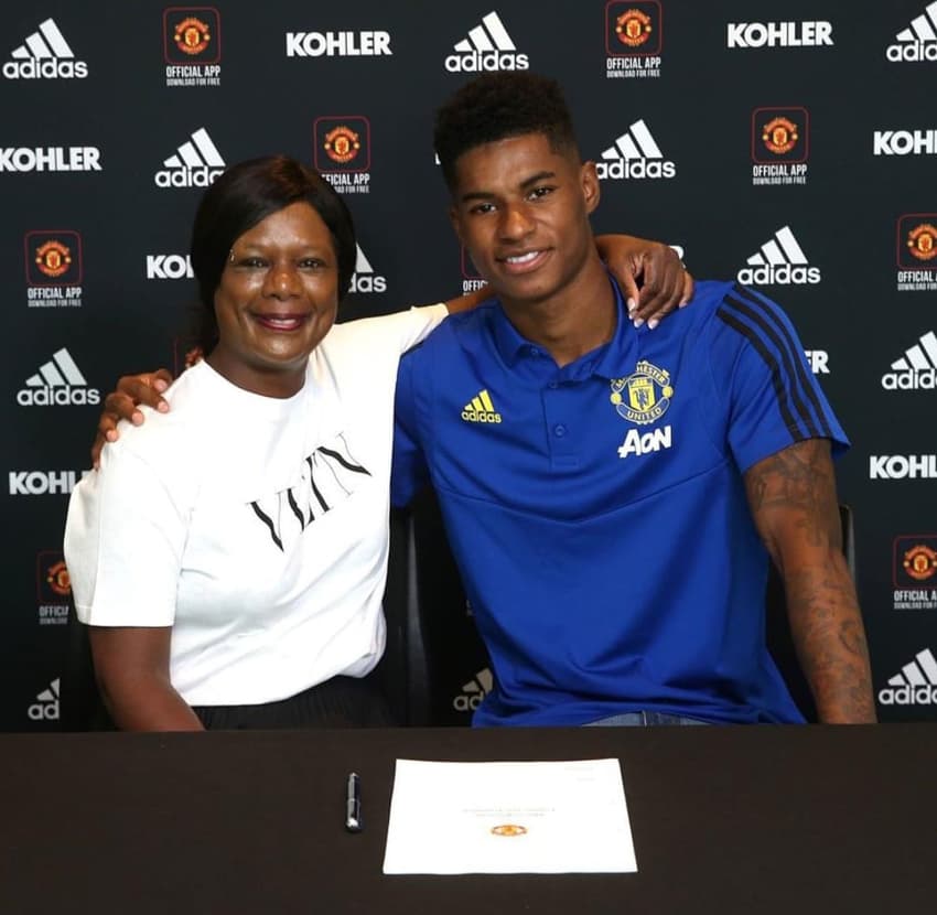 Rashford e a sua mãe Melanie