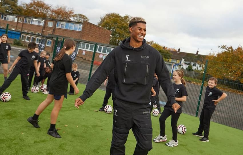 Rashford na sua escola de infância