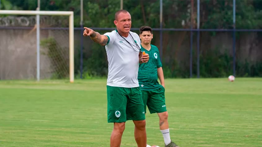 Leandrão - técnico do Boavista