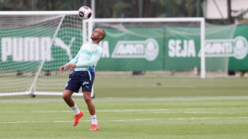 Mayke - Treino Palmeiras