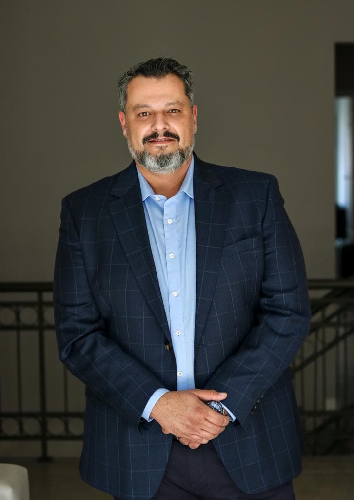 Dr. Mauro Banzato