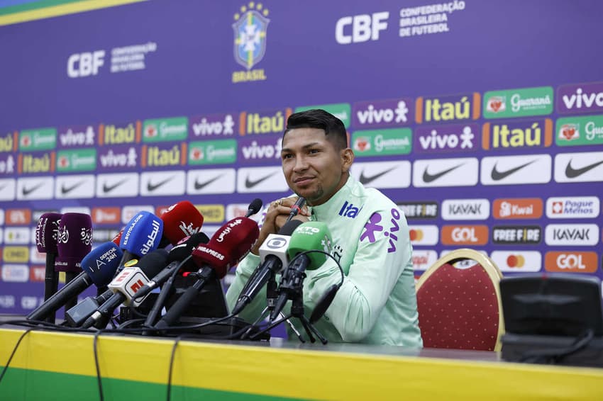 Rony - Coletiva Seleção Brasileira