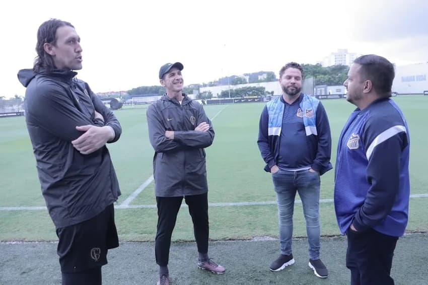 Cássio, Luciano Dias, Rondinelly, treino Água Santa ct corinthians